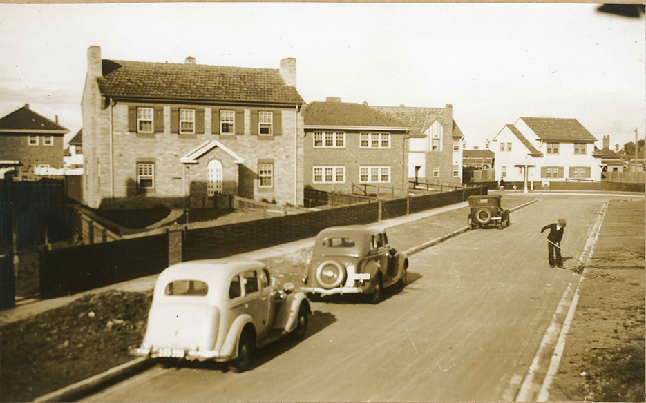 Sepia photo of old tudor style social housing in Port Melbourne c 1930s