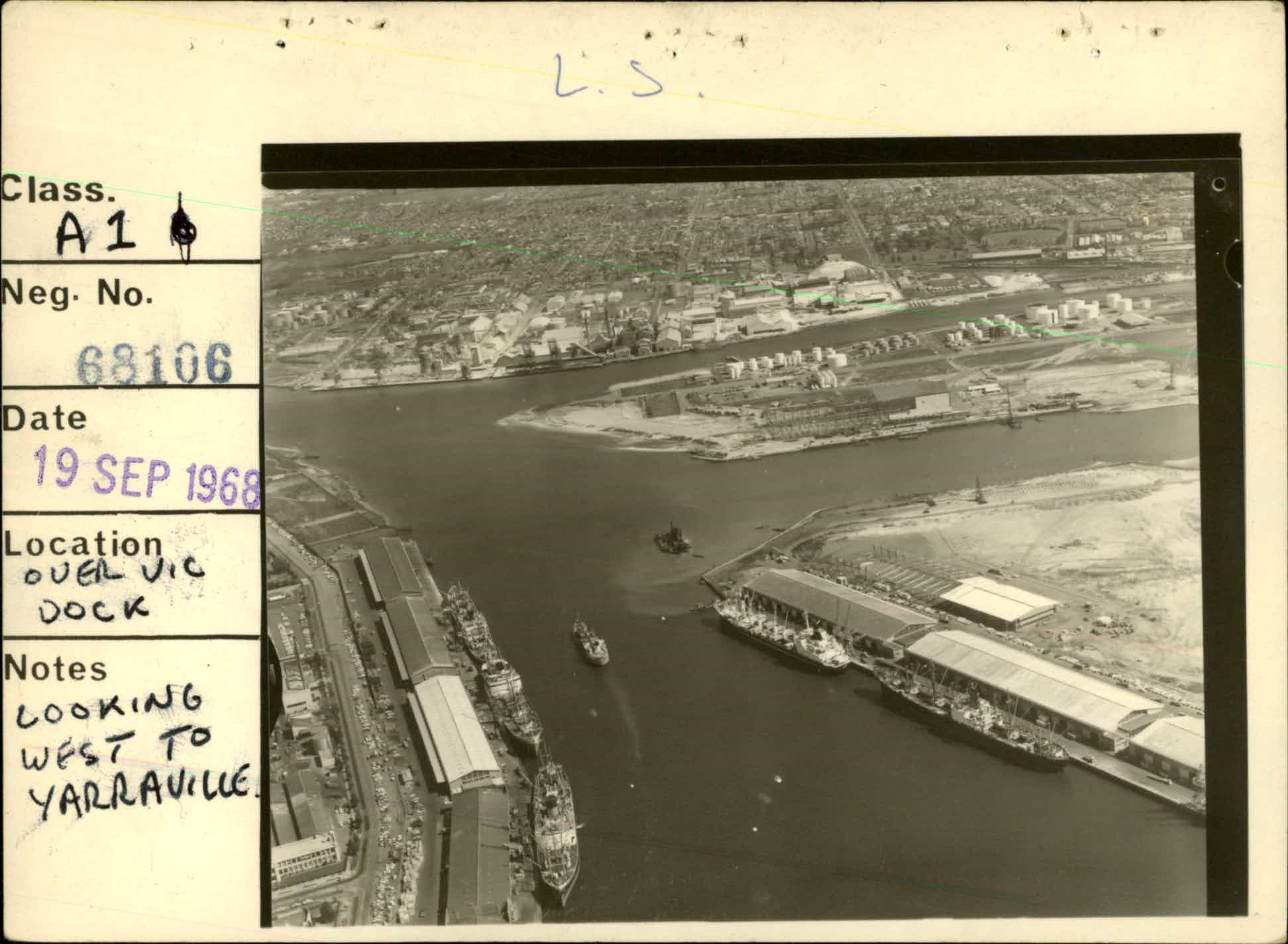 VPRS 8363 Aerial view over Yarraville Black and white 1963