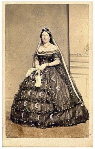 Annie Kong Meng (née Prussia), 1863, aged 24. Thomas Bradley Harris photo album, on website The Eastern window, p. 28 (accessed 12 March 2012).