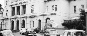 Kew Mental Hospital VPRS 10516 P2 Unit 2 photo of the front of the Kew Asylum building