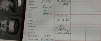 VPRS 515/ P1 item 70, record Page 422 prisoner document with text robbery under arms