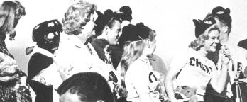 Arrival in Melbourne VPRS 8935 P1 Unit 6 4393 black and white photo of the mouseketeers